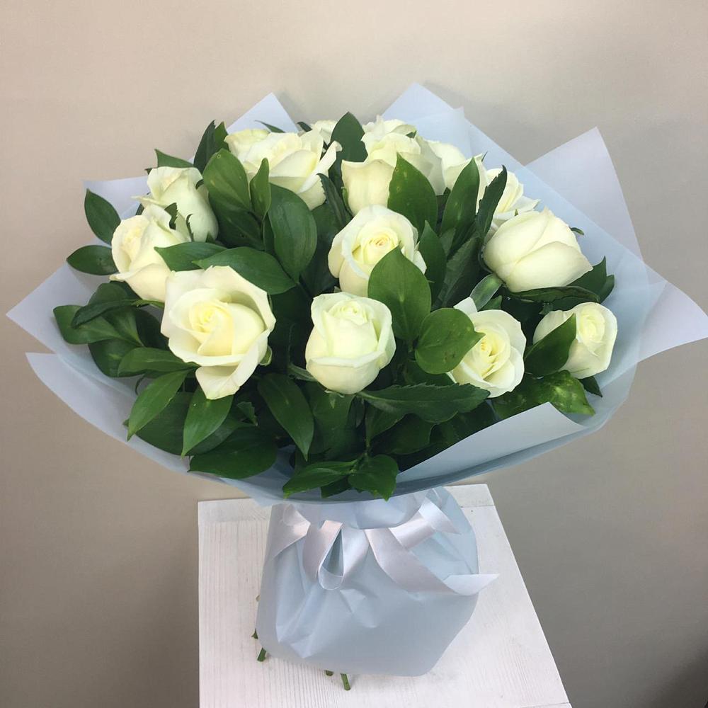 Букет 15 Белых роз Проуд в Ельники
