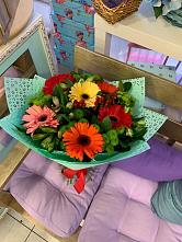 Букет цветов из:  Герберы, Хризантемы и Альстромерии #REPLACE_PRED# Ельники