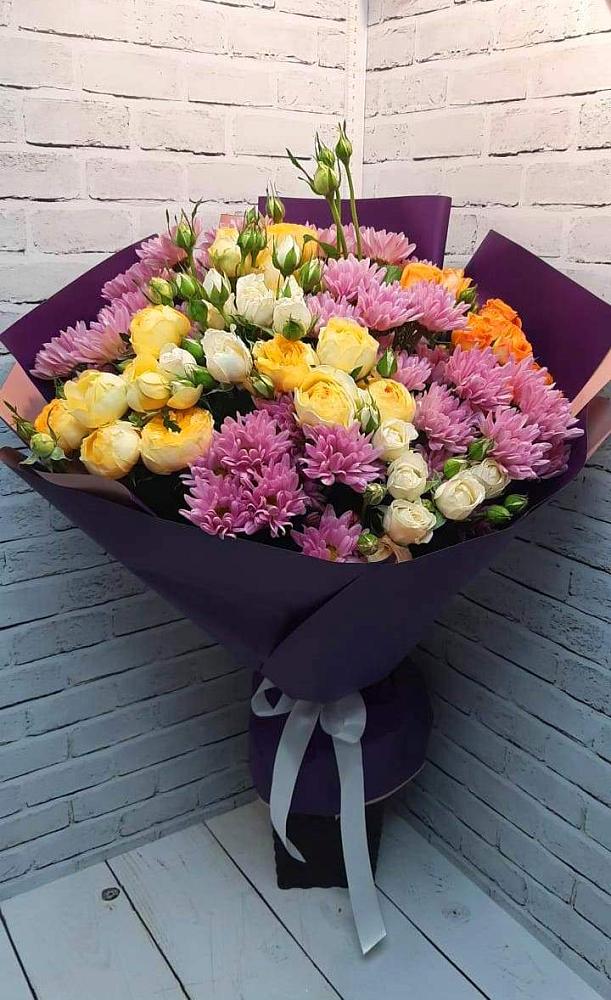 Букет цветов из: Хризантемы и Розы в Ельники