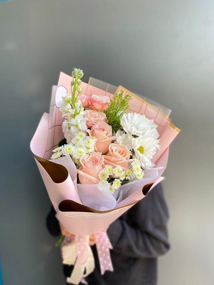 Букет цветов из: Хризантемы и Розы в Ельники