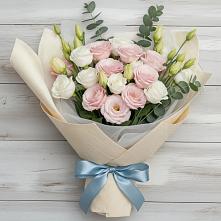 Букет цветов из:  Лизиантусы в Ельники