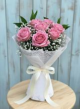 Букет цветов из:  Розы #REPLACE_PRED# Ельники