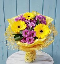 Букет цветов из:  Хризантемы и Герберы в Ельники