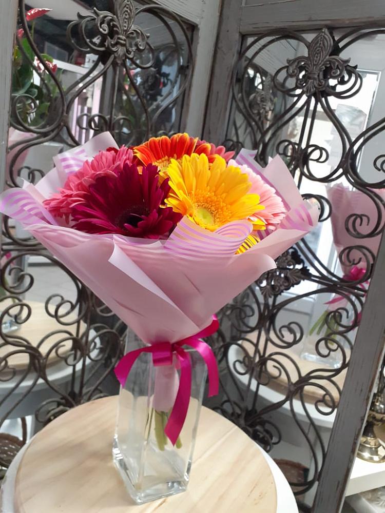 Букет цветов из: Герберы в Ельники