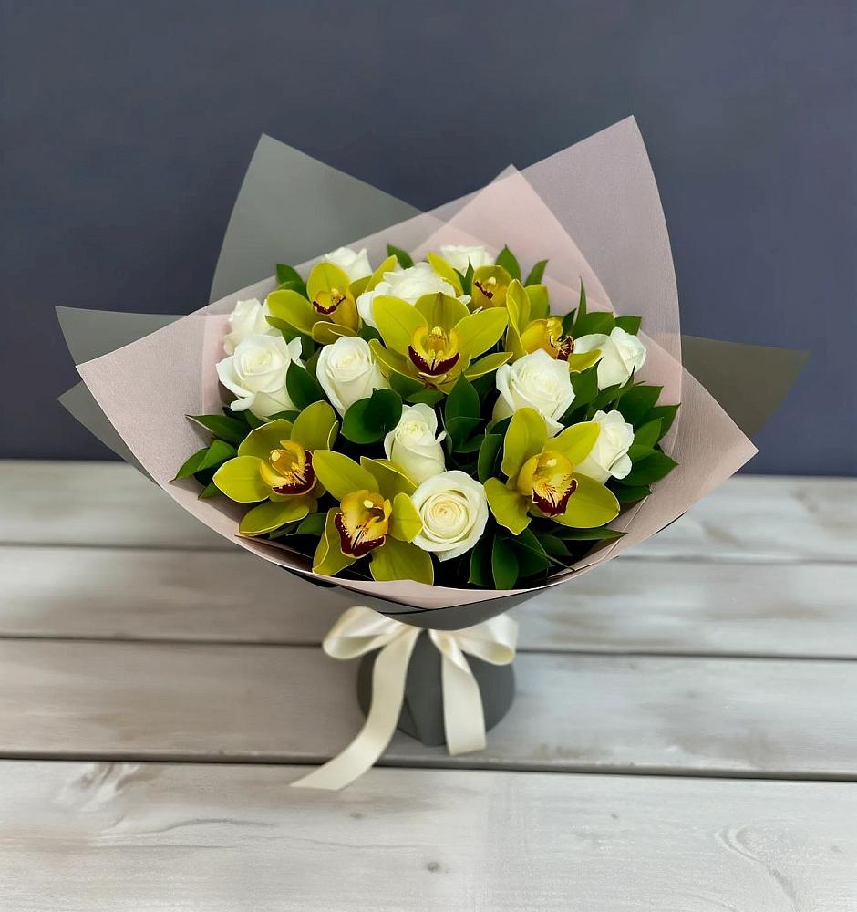 Букет цветов из: Орхидеи и Розы в Ельники