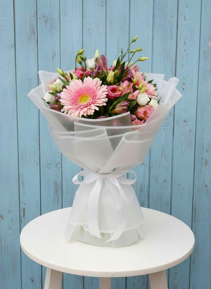 Букет цветов из: Герберы, Альстромерии и Лизиантусы в Ельники