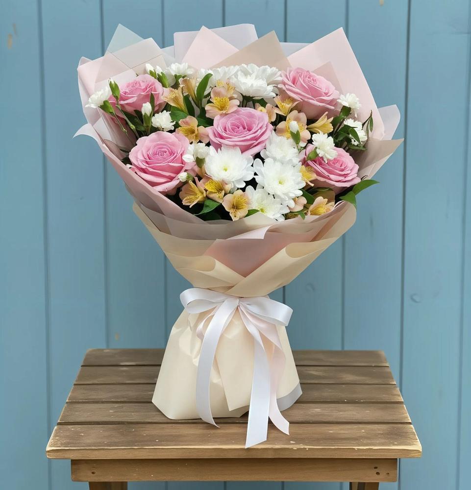 Букет цветов из: Гвоздики, Орхидеи и Розы в Ельники