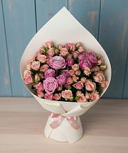Букет цветов из:  Розы #REPLACE_PRED# Ельники